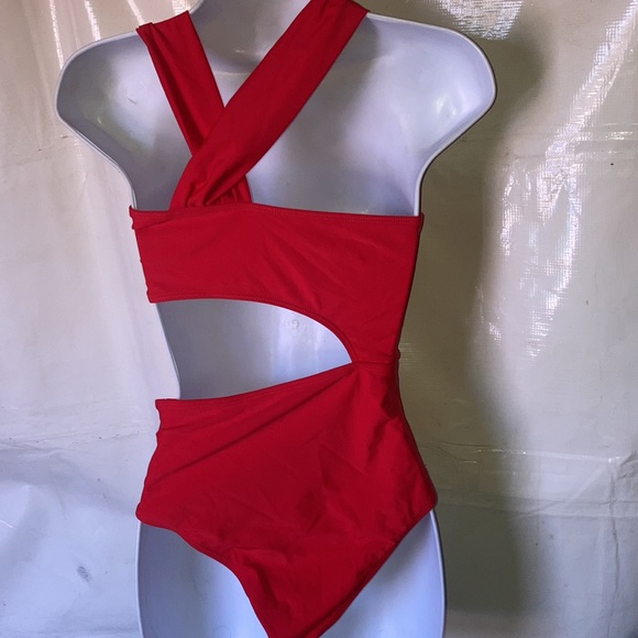 Cut-out Waist One-Piece Swimsuit Small - Picture 2 of 3